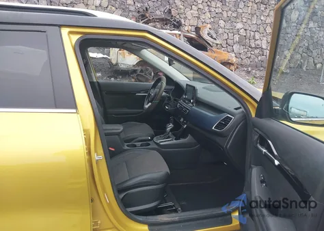 2021 Kia Seltos S Turbo z USA, uszkodzony, nr VIN KNDEUCA25M7202616